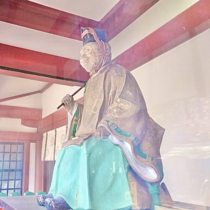 日枝神社の子宝ご利益スポット「神猿随神像（雄）」