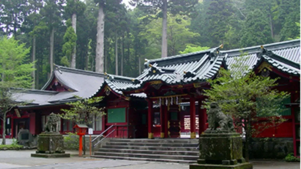 【2025年】神奈川の縁結び神社・寺院ランキングTOP10！運命の出会いを引き寄せるパワースポット