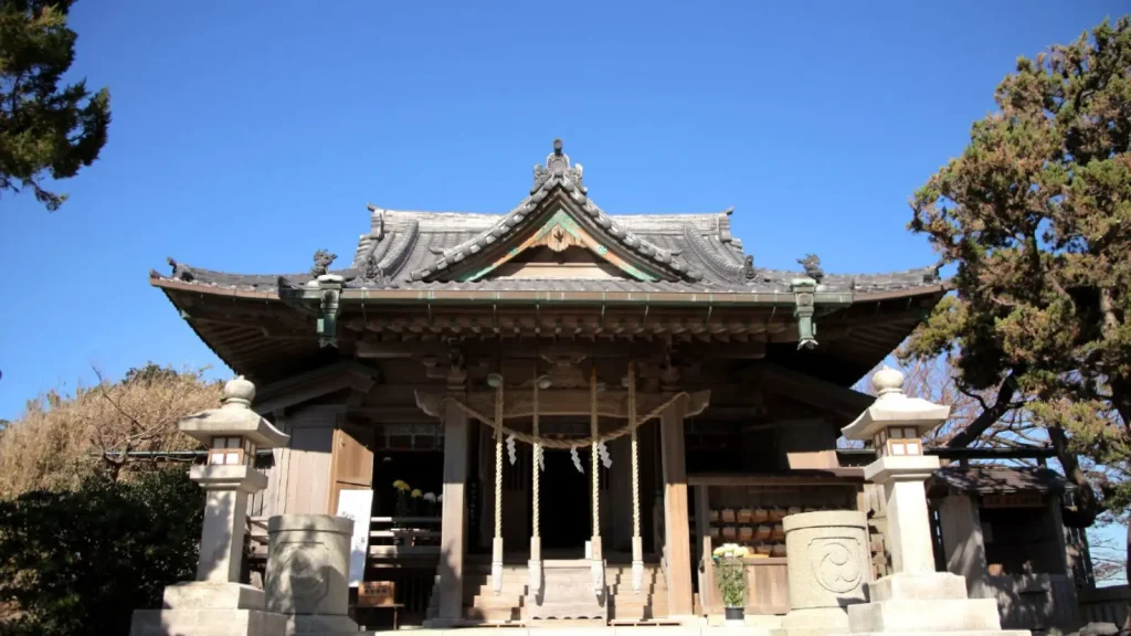 【2025年】神奈川の縁結び神社・寺院ランキングTOP10！運命の出会いを引き寄せるパワースポット